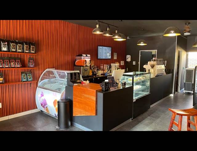 RETAIL FOR SALE IN WIERDA PARK